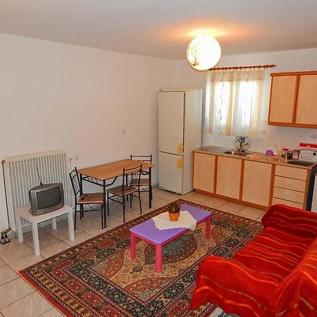 τripoli-αpartments-rooms-stay Tripoli